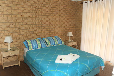 Oasis On Coochiemudlo - Tourism Hervey Bay 2