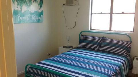 Ocean Breeze Apartments - Hervey Bay Accommodation 3