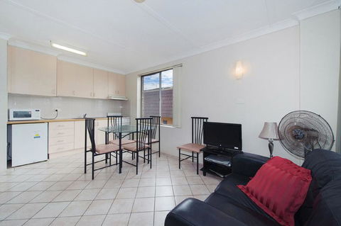 Ocean Court 7 13 Lord Street - Tourism Hervey Bay 1