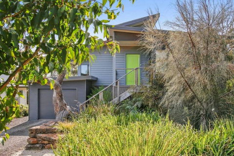 OCEAN ESCAPE - The Ultimate Luxury Beach House - Hervey Bay Accommodation 2