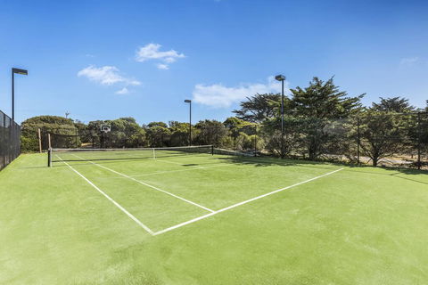 Ocean Luxe Retreat Luxury House With Pool, Tennis Court, Fireplace, Walk To Beach - Tourism Hervey Bay 1