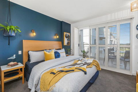 OCEAN RETREAT ON SALT 5203 - Tourism Hervey Bay 0