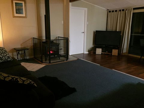 Ocean Song Cottage - Tourism Hervey Bay 0