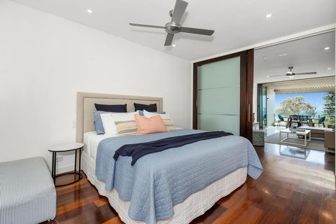 OCEAN VIEWS @ NOR NOR EAST 201 - Hervey Bay Accommodation 1