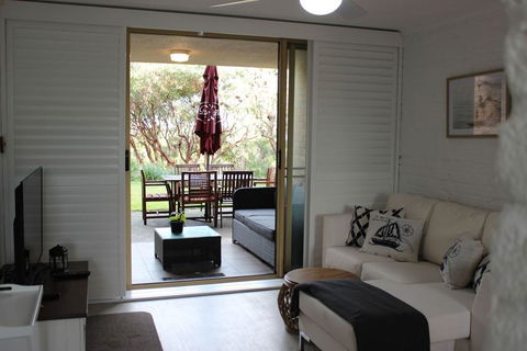 OCEANSIDE 19 - Hervey Bay Accommodation 1