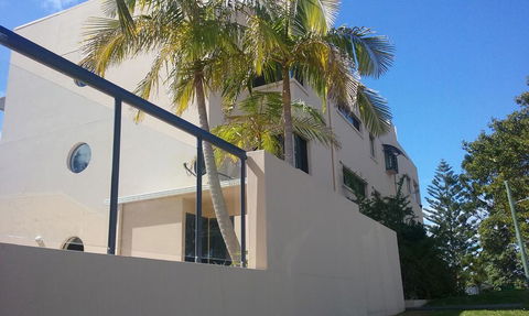 Oceanview 6 With Rooftop Terrace & Spa - Tourism Hervey Bay 1