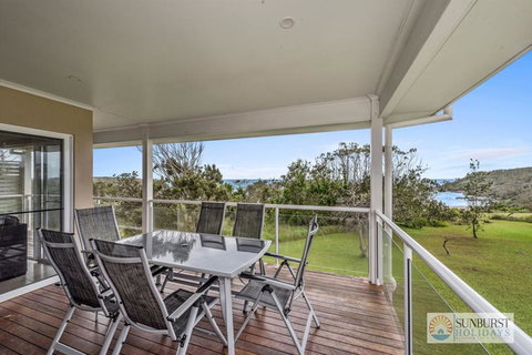 Oceanview Beach Front - Hervey Bay Accommodation 1