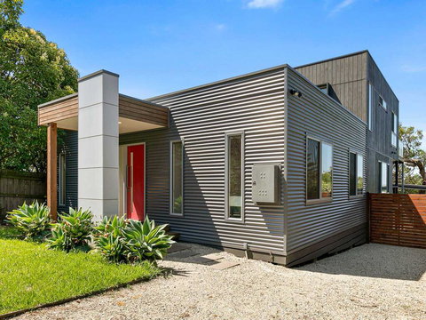 Olive Grove - Tourism Hervey Bay 0