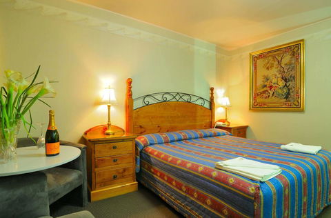 Olympia Motel - Hervey Bay Accommodation 1