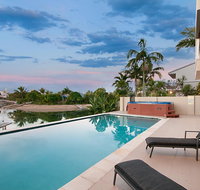 Opulence on Broadbeach - Hervey Bay Accommodation
