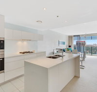 Oracle - 5 Star Luxury - Level 25 - Hervey Bay Accommodation