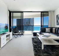 Oracle Sleek  Stylish 2 Bedroom Ocean View - Hervey Bay Accommodation