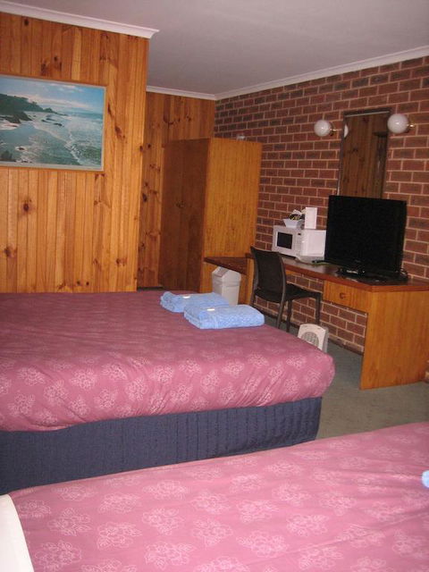 Orbost Country Road Motor Inn - Tourism Hervey Bay 3