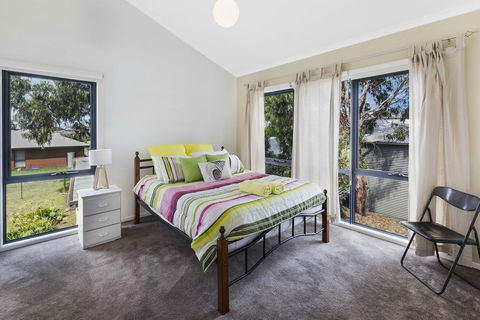 Orense - Waterviews In Newlands Arm - Tourism Hervey Bay 1