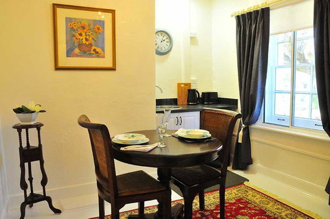 Ornee Cottage - Hervey Bay Accommodation 2