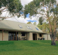 Otago Cottage - Tourism Hervey Bay
