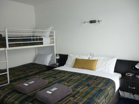 Otway Gate Motel - Hervey Bay Accommodation 2