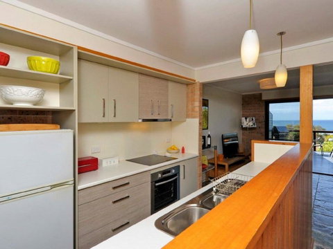 Our Place @ Fingal Bay - Hervey Bay Accommodation 3