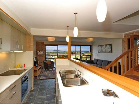 Our Place @ Fingal Bay - Hervey Bay Accommodation 2