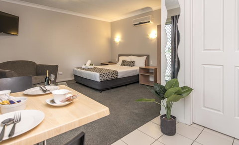 Pacific Coast Motel - Hervey Bay Accommodation 0
