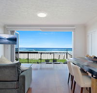 Palm Beach Beachfront Townhouse - Tourism Hervey Bay