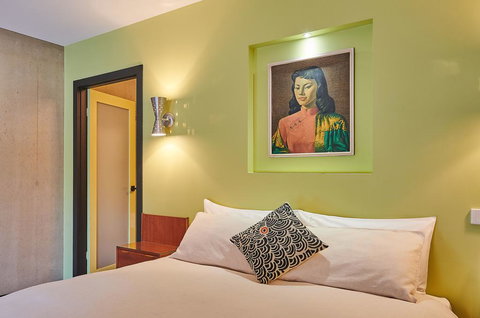 Palm Springs Suite - Hervey Bay Accommodation 1