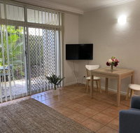Palm Villas in Port 6 - Hervey Bay Accommodation