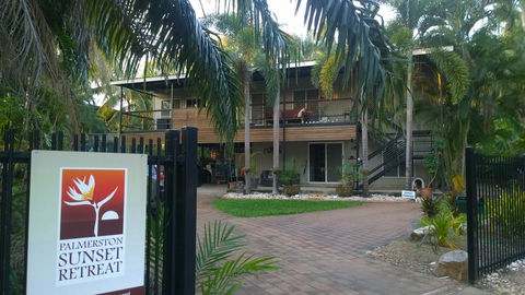 Palmerston Sunset Retreat - Tourism Hervey Bay 1