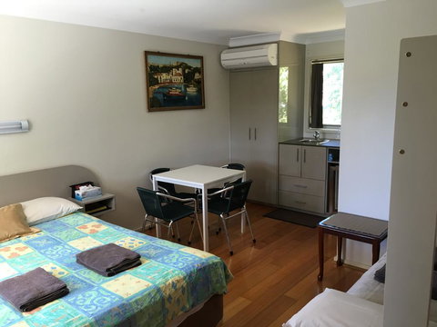 Palms Oasis Motel - Hervey Bay Accommodation 2