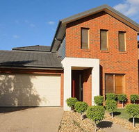 Pampas Grass Homestay A - Tourism Hervey Bay