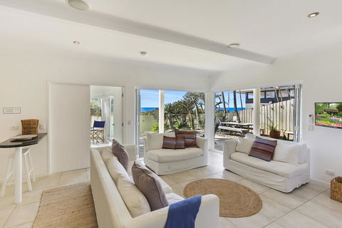 Pandanus - Peregian Beach - Tourism Hervey Bay 2