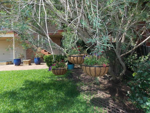 Paradise Apartment - Tourism Hervey Bay 0