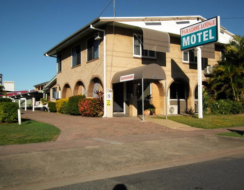 Paradise Motel - Hervey Bay Accommodation 0