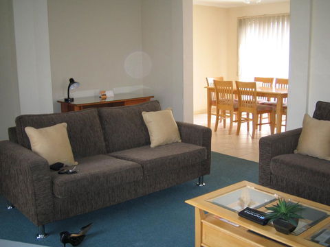 Park Avenue - Forest Hill - Hervey Bay Accommodation 3
