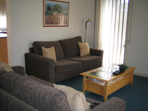 Park Avenue - Forest Hill - Hervey Bay Accommodation 2