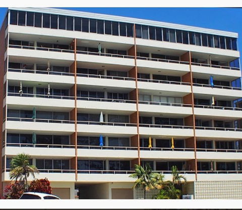 Park Towers Holiday Units - Hervey Bay Accommodation 0
