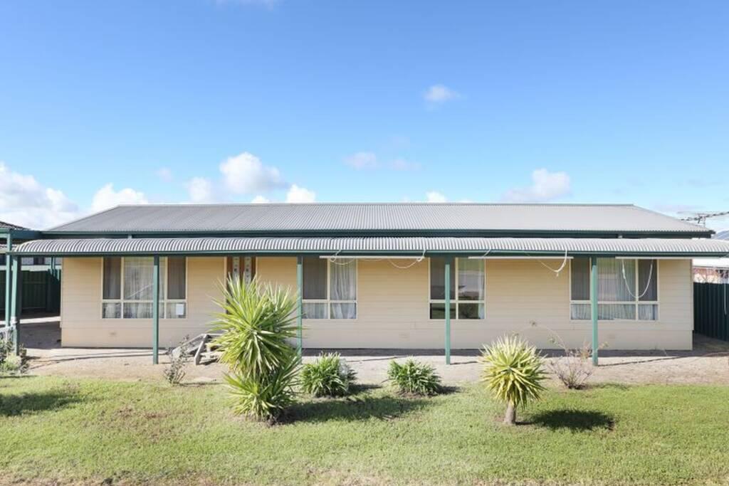 Chinaman Wells SA Hervey Bay Accommodation