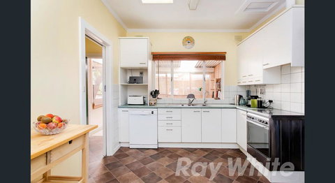 Pasadena Quinlan - Hervey Bay Accommodation 1