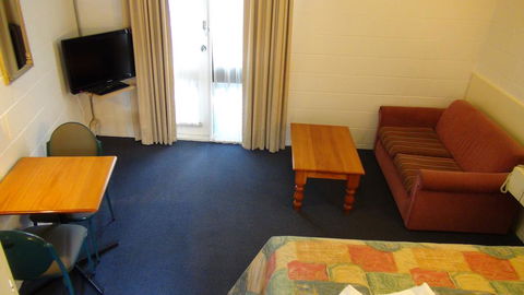 Pathfinder Motel - Hervey Bay Accommodation 2