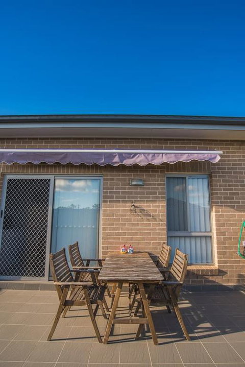 PEACEFUL 2Kingbed RootyHill Townhouse Near Station - Hervey Bay Accommodation 3