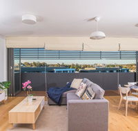 PEAK EAST 2bed2bath APT Ryde SO RELAXING - Hervey Bay Accommodation