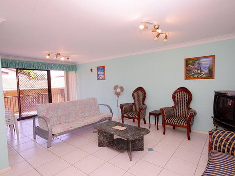 Pelican Place - Hervey Bay Accommodation 1