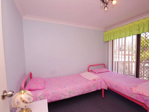 Pelican Place - Hervey Bay Accommodation 2