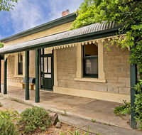 Pembury Cottage - Hervey Bay Accommodation