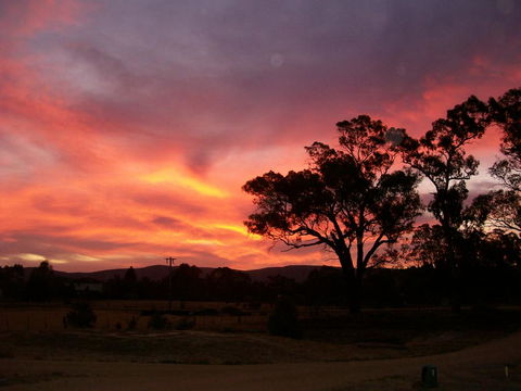 Penny's Place In The Pyrenees - Tourism Hervey Bay 2