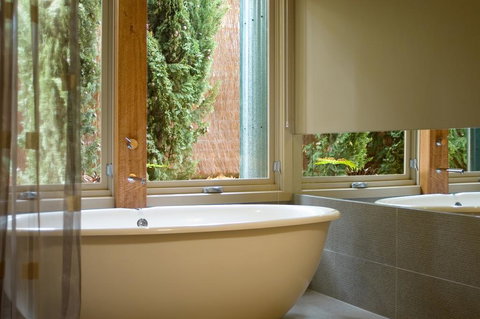 Peppers Mineral Springs Hotel - Hervey Bay Accommodation 1