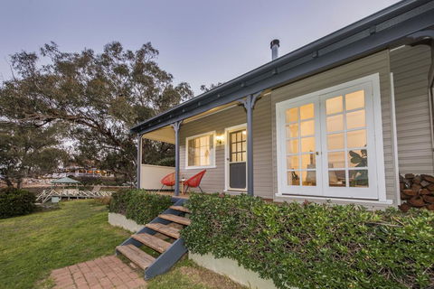 Peppertree Hill - Hervey Bay Accommodation 2