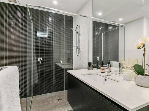 PERFECTLY PRAHRAN - Your Mecca Of Social And Style - Tourism Hervey Bay 2