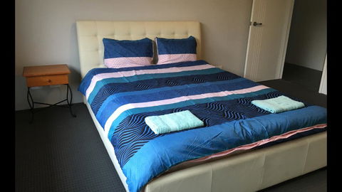 Perth Urban Vacation Home - Close To City & Airport - Tourism Hervey Bay 0