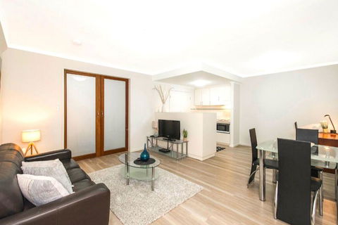 Perth West End Apartment 601 - Hervey Bay Accommodation 3